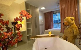 STUDIOS DE LUXO Recreio RJ até 4P